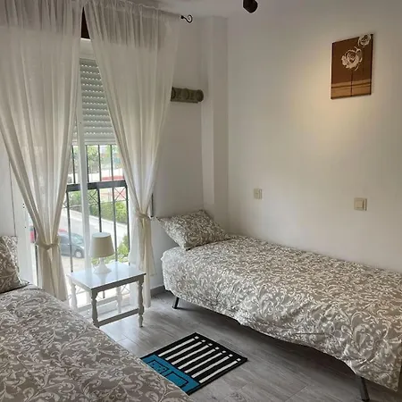 Almendros טורמולינוס